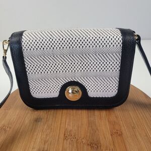 Henri Bendel Black Leather Pushlock Crossbody Messenger Shoulder Bag Purse